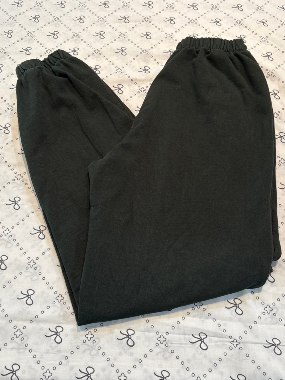 Brandy Melville John Galt Green Jogger Sweatpants One Size
